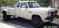 Let's see some 1st Gen. Dually Pics !!!-100_0947.jpg