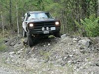 1st gen wheeling ?????? (4x4, off-road, pics??)-log-creek-truck-view7.jpg