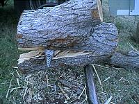 Some pics of the old girl splitting wood-009.jpg