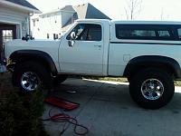so how much tire and lift do you have info and pics please-img00021-20091114-1321.jpg