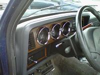 Just a couple small mods on a buddies truck-steves-truck3.jpg