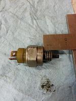 4WD Indicator switch alternatives?-4wdswitch.jpg