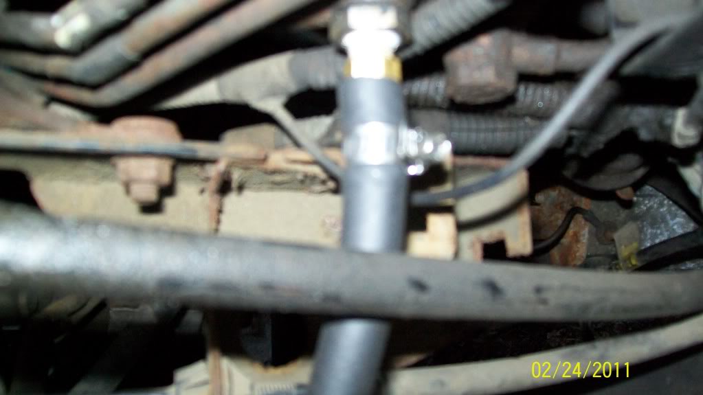 Name:  92fuelpressureport211001.jpg
Views: 92
Size:  55.1 KB