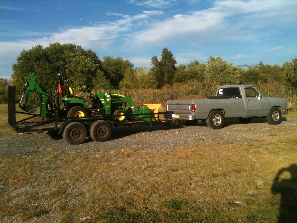 Name:  G-bobHaulingJohnDeere010.jpg
Views: 82
Size:  184.6 KB