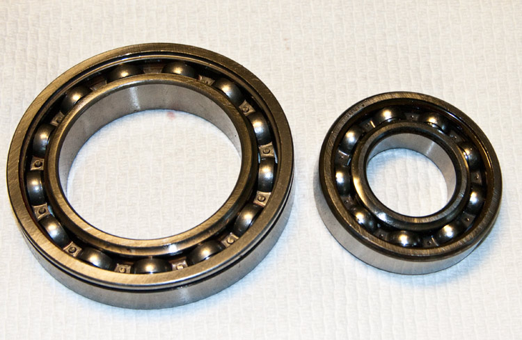 Name:  Output-Shaft-Bearings.jpg
Views: 4919
Size:  101.0 KB