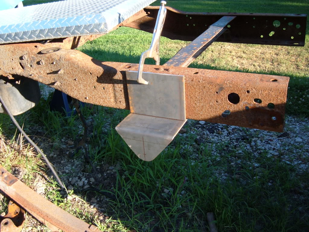 Name: Shacklemount002.jpg
Views: 108
Size: 237.3 KB