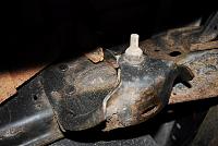 Broken LR spring shackle-thanksgiving_08-155.jpg