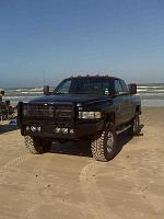Lets see some Pics-truck-beach.jpg