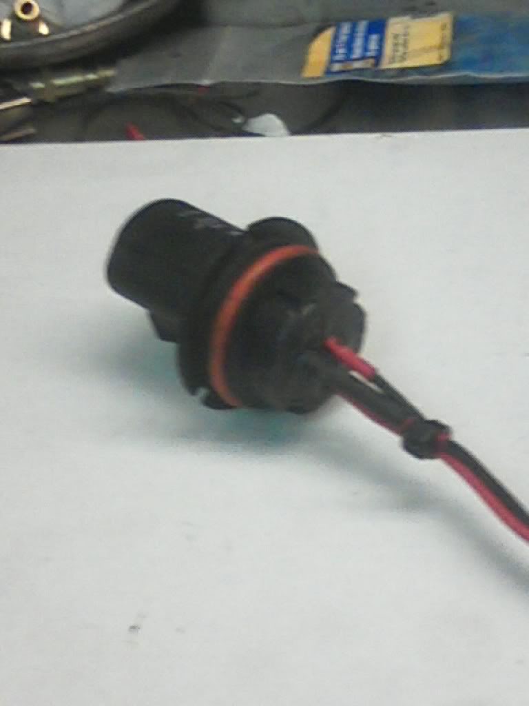 Name:  pigtailforlights.jpg
Views: 106
Size:  43.3 KB