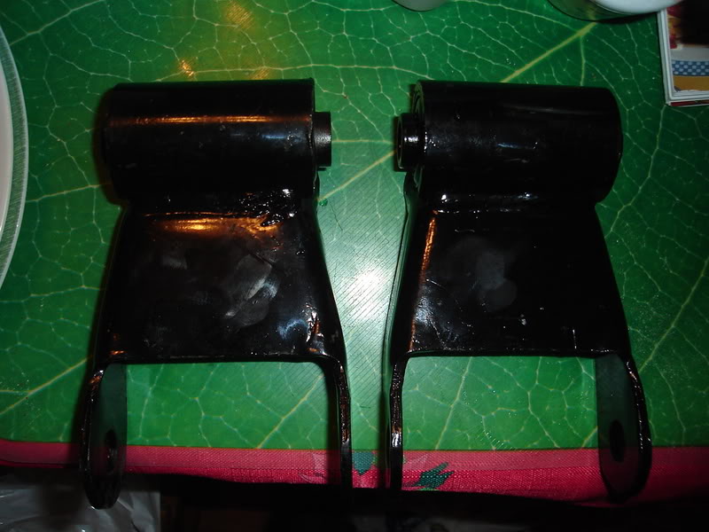 Name:  Shackles.jpg
Views: 2367
Size:  76.9 KB