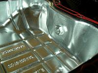 Drilling hole in tranny pan BEFORE dropping-atf4.jpg