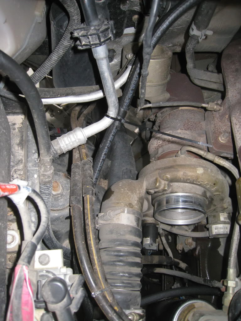 Name:  CoolantFilterInstall003.jpg
Views: 2952
Size:  168.1 KB