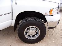Please post pics of Leveling kit with 33's &amp; 35's-100_1821.jpg