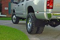35 x 10.5 x 17 SSR's on '07 Dually - PICS-dually_rearqtr.jpg