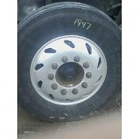 Steel 22.5" wheels-225rimatjunkyard2.jpg
