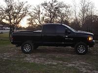 post pics of your lifted 05-dsc01073.jpg