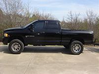 post pics of your lifted 05-dsc01079.jpg