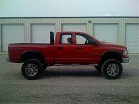post pics of your lifted 05-beau-025.jpg