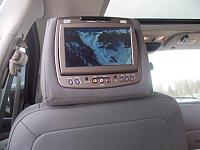 check out new toys for my baby..-dvd-ls-headrest.jpg