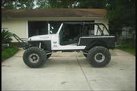 Listening to stereo with doors open and engine off-2009-632.jpg