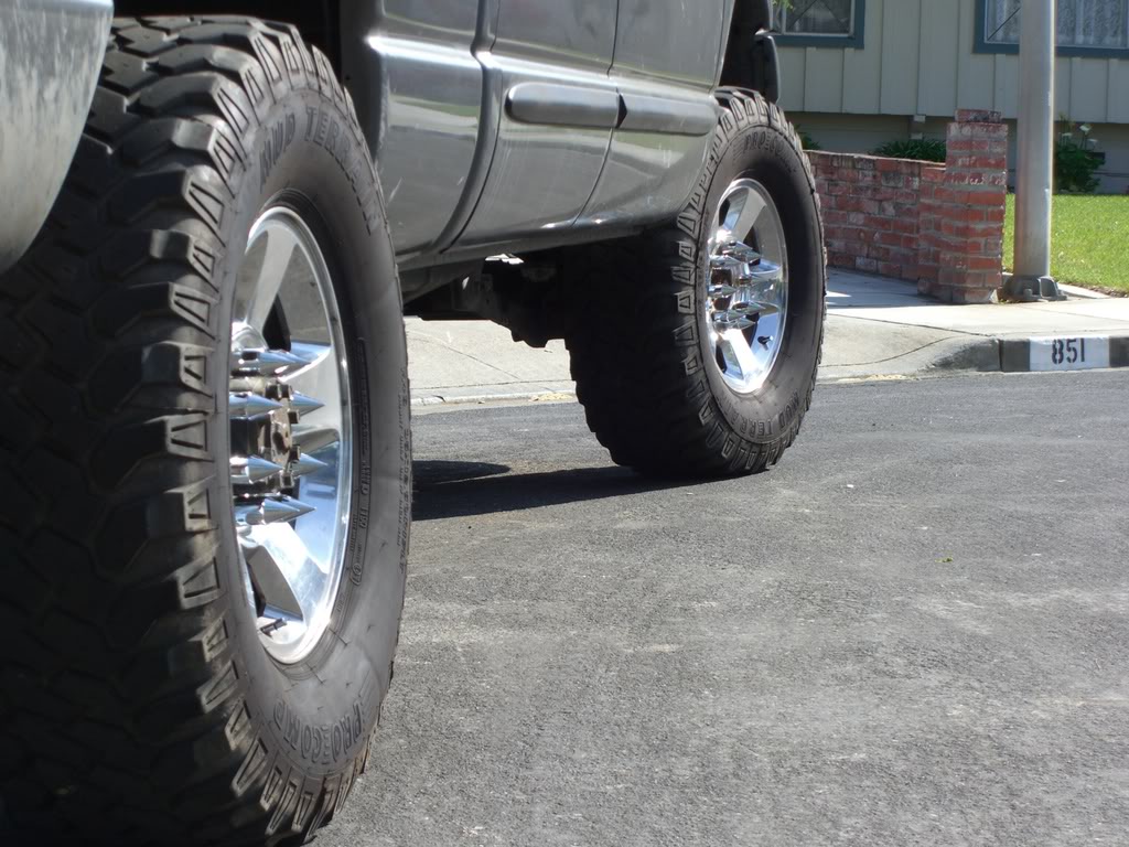 Details about   2012-2020 Ram 2500 3500 Blue 6 inch Spike Lug Nuts 14x1.5 Sold Steel Spiked 