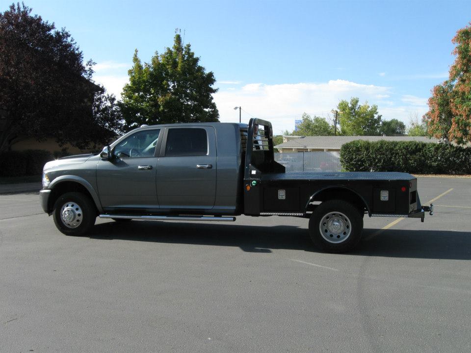 Anyone out there with 2010+ 8' bed mega cab? - Dodge Diesel - Diesel 8 Foot Flatbed On Short Bed Truck