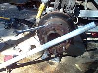 Bad front Hub Bearing??-im000482.jpg