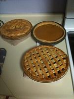DTR Thanksgiving Breakroom (The Dragon is cooking the turkey) 11.22.09-11.28.09-pie.jpg