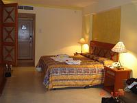 All-Inclusive Vacations - Need some advise-cancun-007-small-.jpg