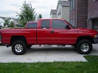 35 inch tires with leveling kit-tonys-truck.jpg