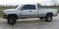 Pics of trucks with stock SLT rims and 285/305's-kydtr.jpg