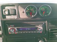 guages in cup holder location-027.jpg
